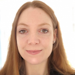 Headshot of Clare Ingle